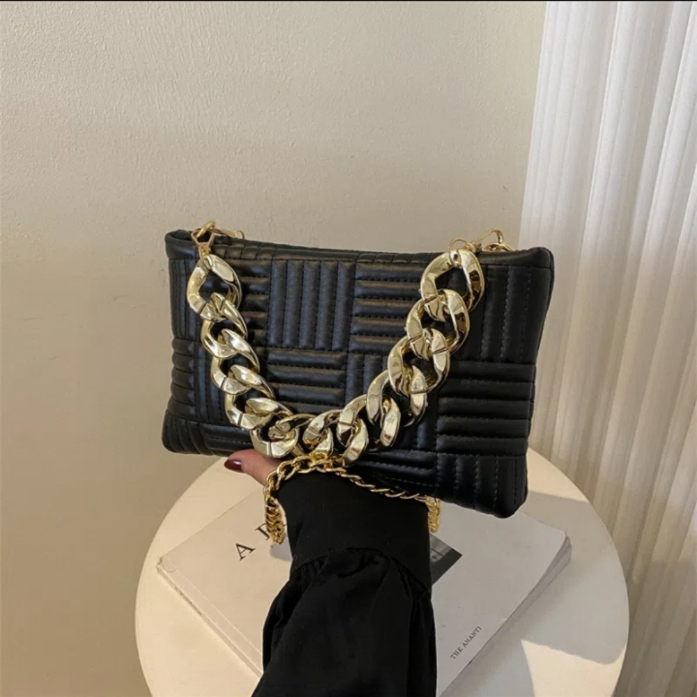 Quilted chain square bag